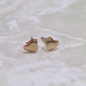 Vintage 10k Gold Tiny Heart Earrings
